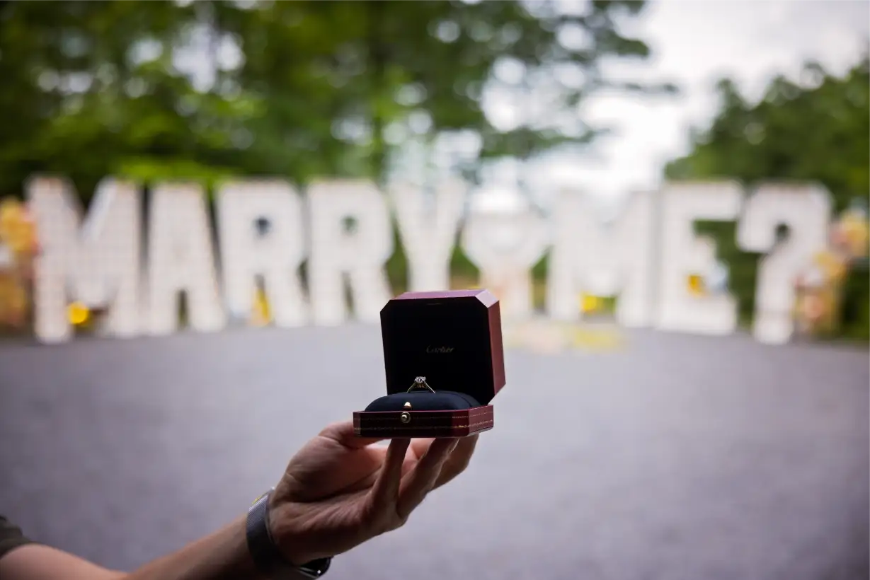 marry me proposal with marquee letters | www.mybigletters.com | ©effortless elopements